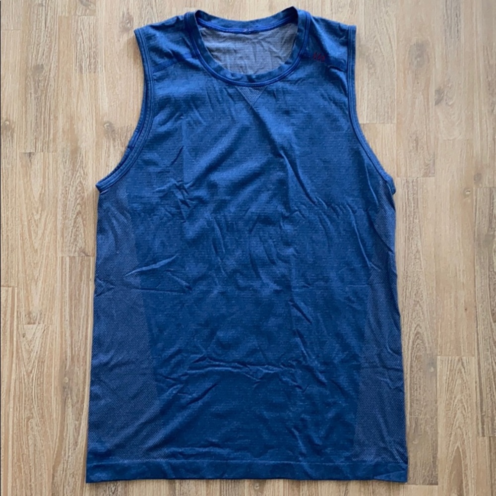 Lululemon muscle tank